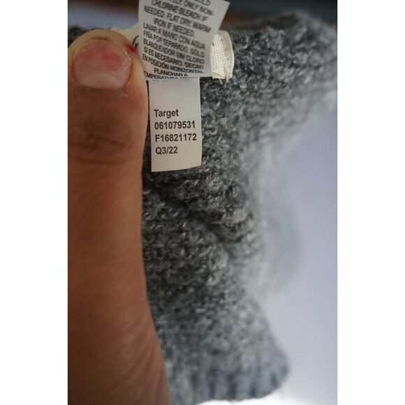 Universal Thread Women Gray Infinity Scarf – One Size NWT - Picture 8 of 8